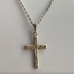 Vintage religious etched Silver Cross Necklace